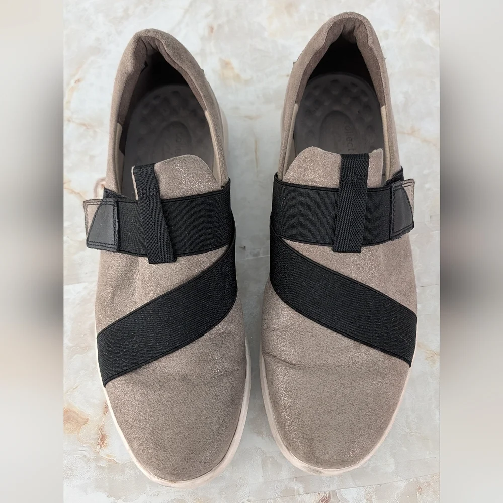 Clarks Collection Kayleigh Charm Womens Loafer Snaker Size 8.5 M - Picture 3 of 12